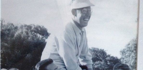 Over a couple of muesli bars Larry Canning “re-discovers” golfing great Frank Phillips