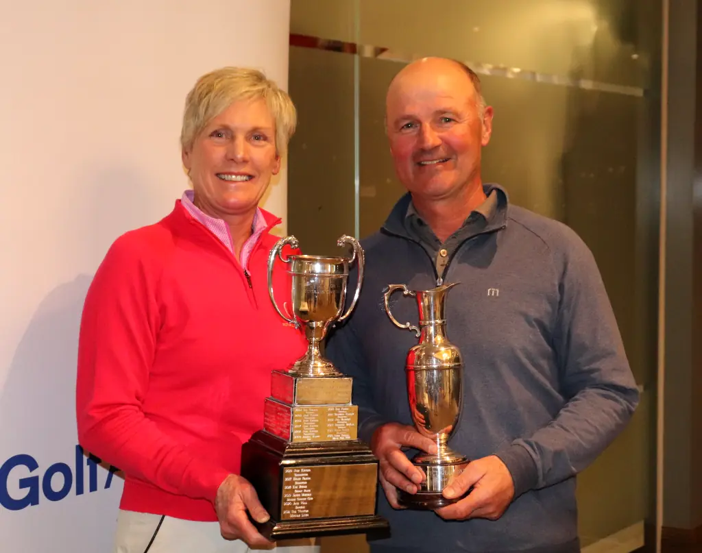 Winners of the Victorian Senior Amateur Nadene Gole and Frank Fowler